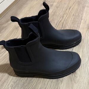 Black Chelsea Rain Boots